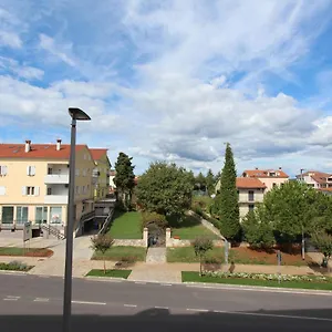 https://room-roma.in-istria.net